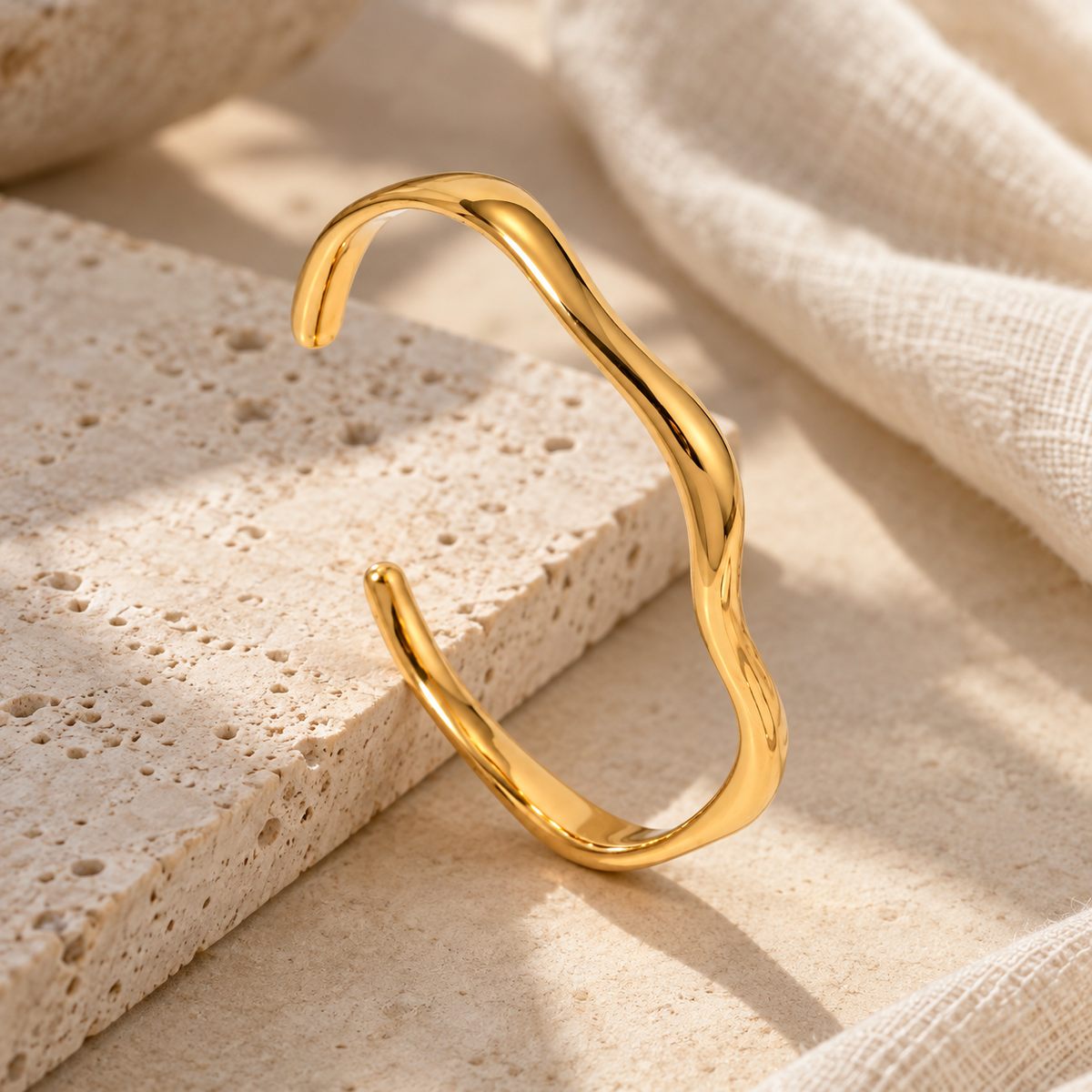 Luna Wave Bracelet