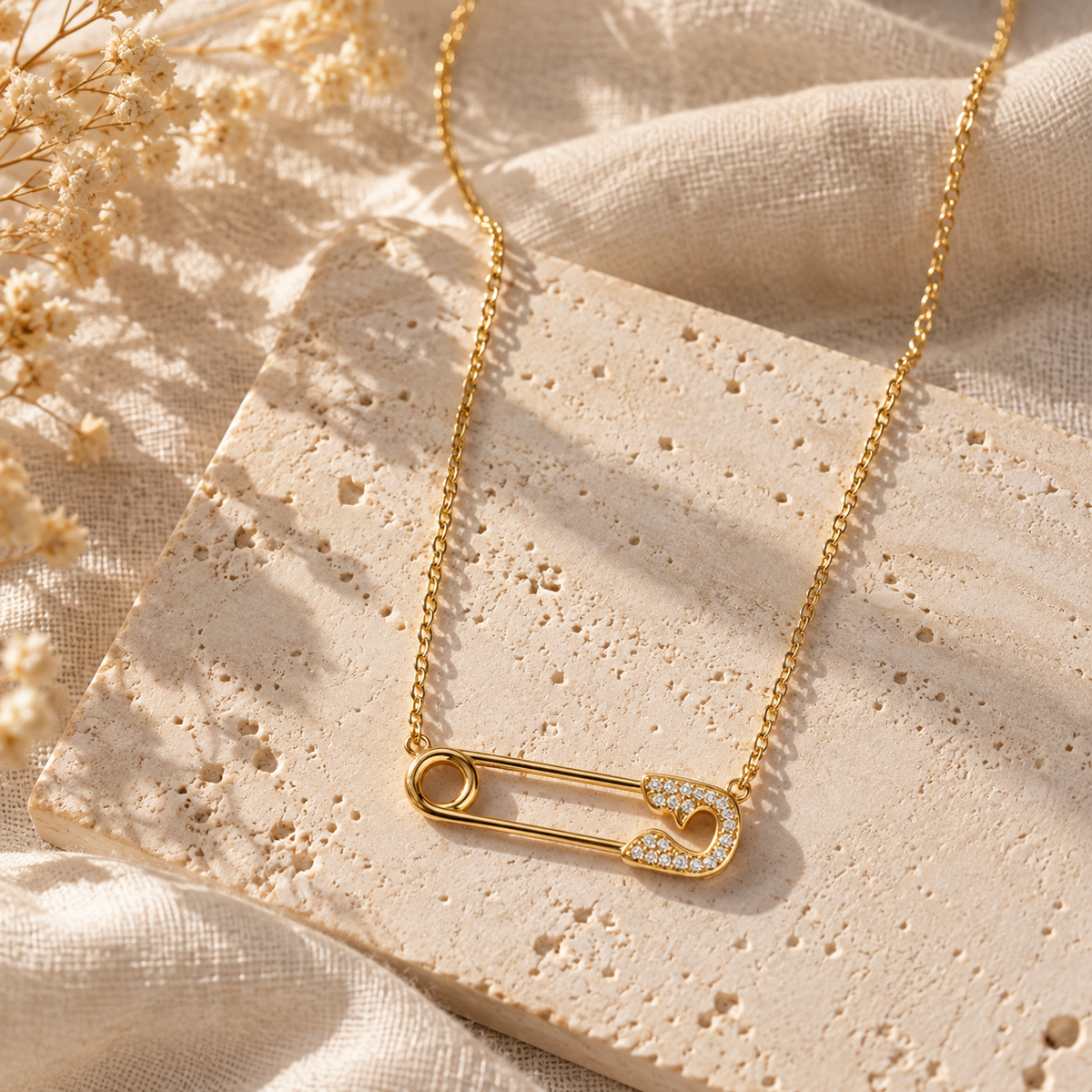 Maris Necklace