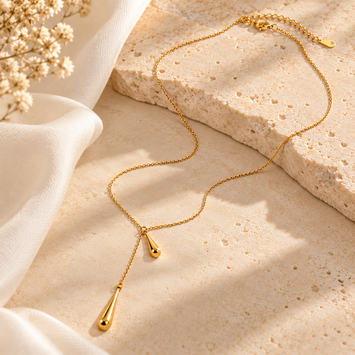 Soléa Drop Necklace