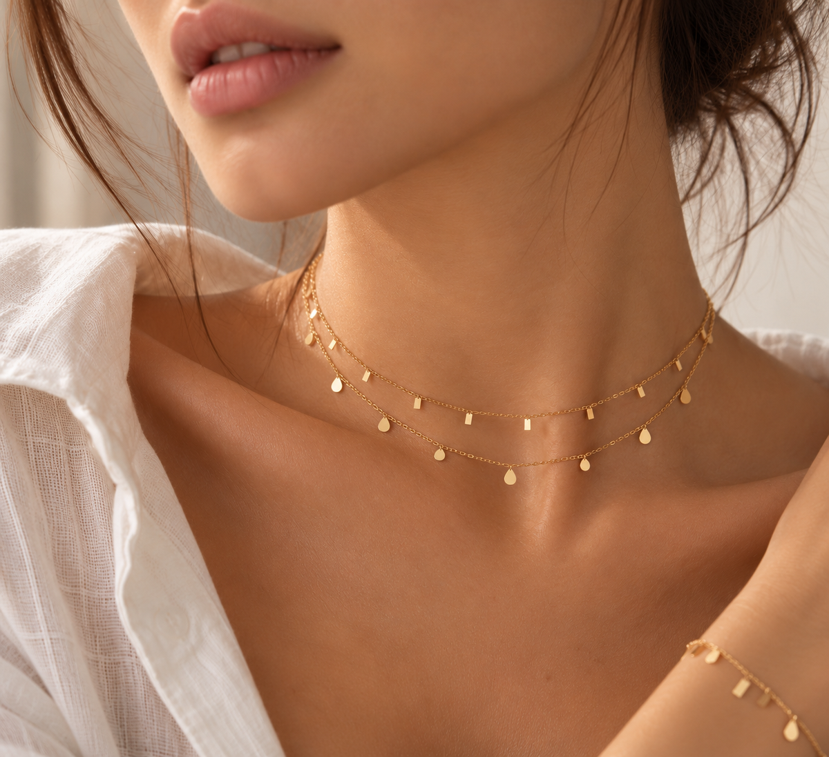 Golden Glimmer Necklace
