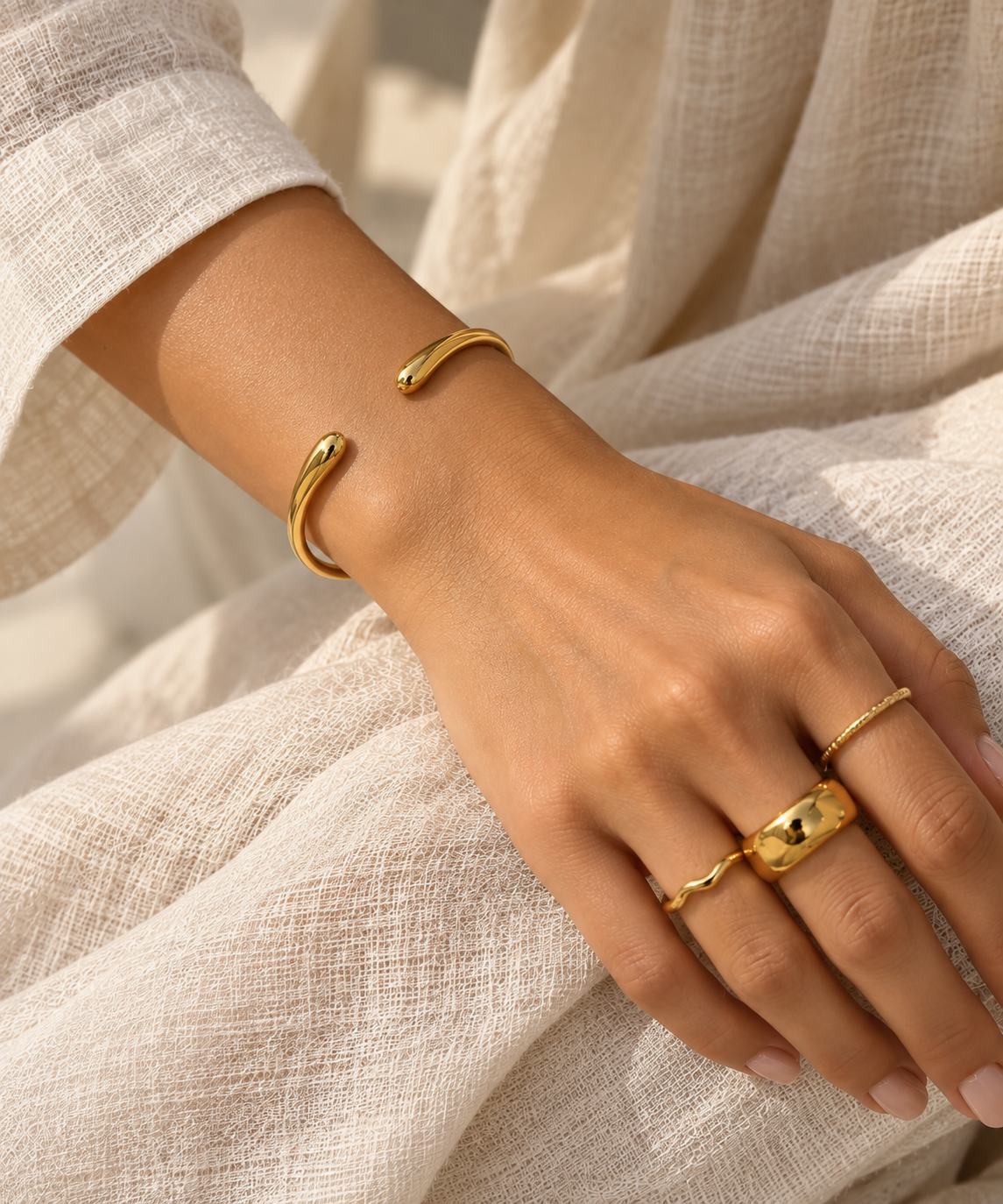 Luna Bracelet