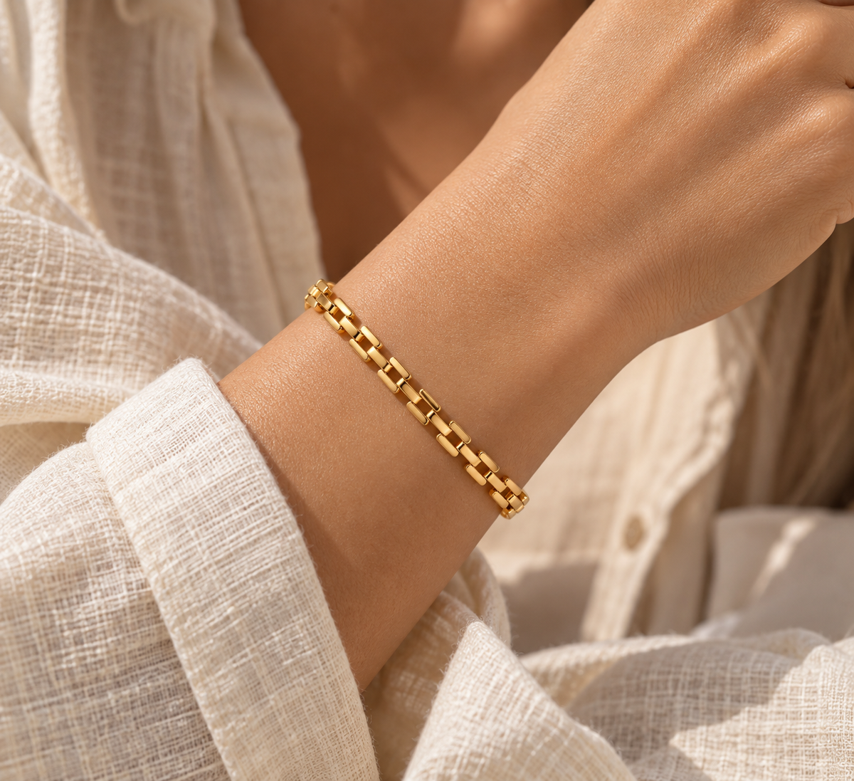 Golden Rhythm Link Bracelet